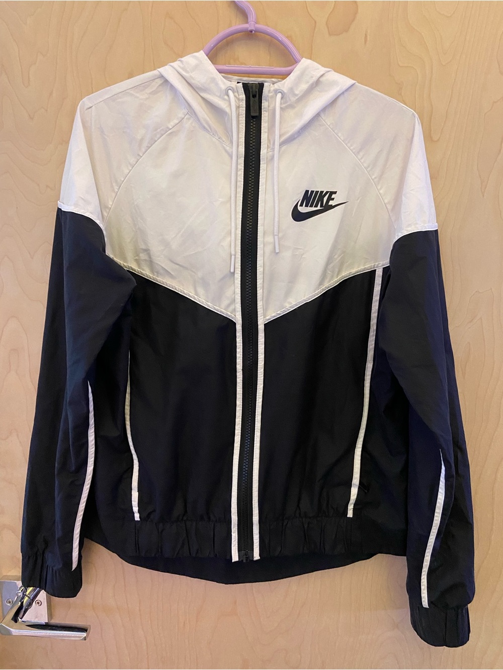 Nike Sportswear Windrunner Windbreaker White-Black - Picture 2 of 4
